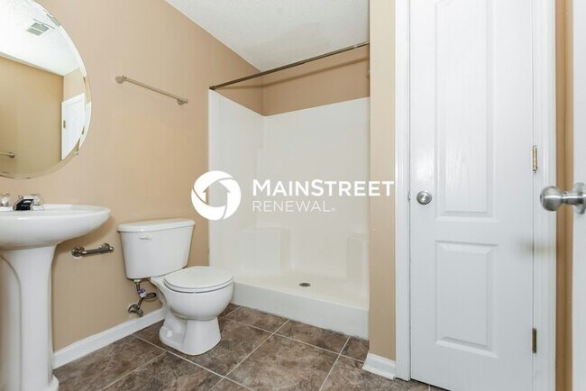 Building Photo - 4 Bedroom Pet-Friendly Home in Ellenwood, GA with Main Street Renewal