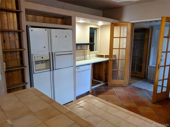 Building Photo - AWESOME 3 BDRM HOME IN BERKELEY ONE BLOCK WEST OF TENNYSON STREET! IMMEDIATE OCCUPANCY!