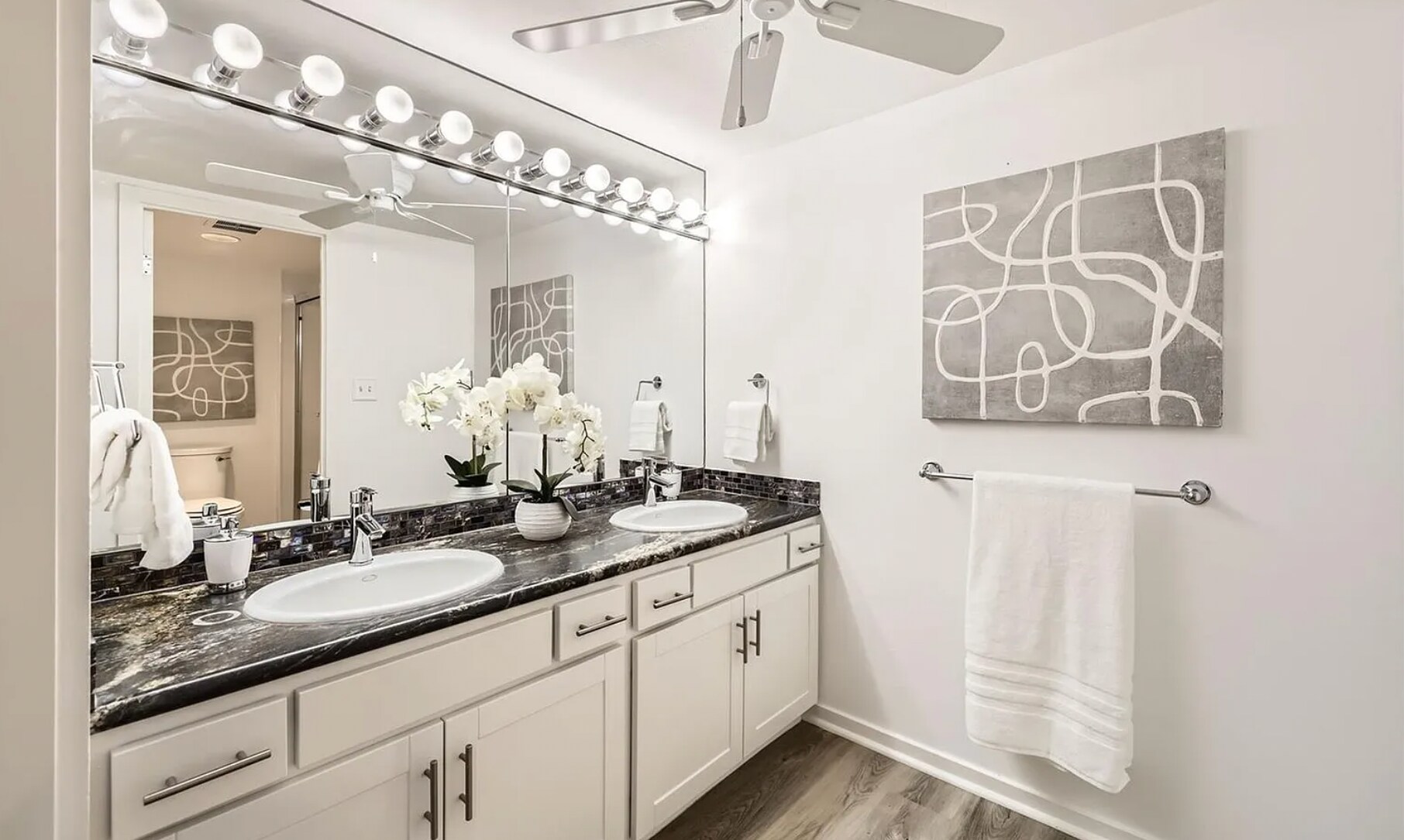 Building Photo - 1551 Larimer St