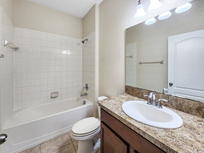 Building Photo - Gorgeous home in Independence!