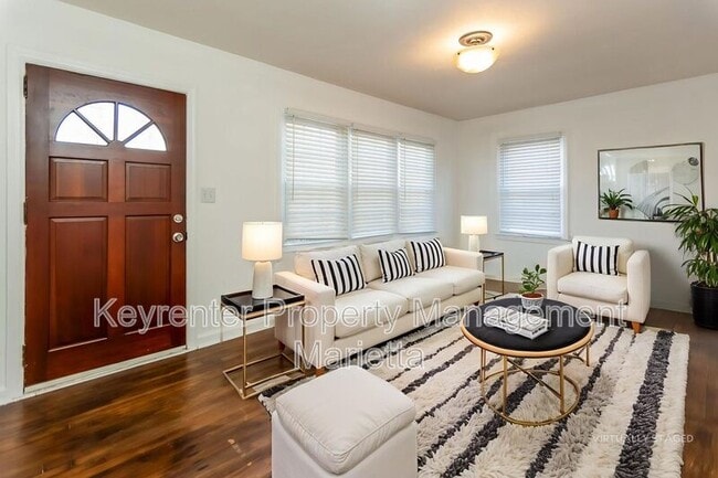 Building Photo - 540 Church Rd SE