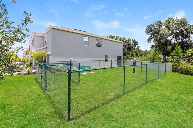 Building Photo - 11856 Mountain Retreat Ln