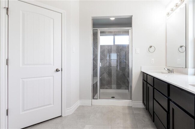 Building Photo - 2104 Pindos Pony Way