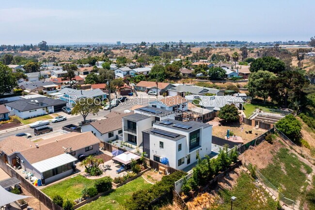 Building Photo - 6644 Rockglen Ave
