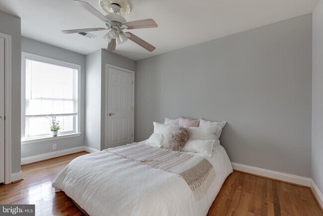 Building Photo - 2106 Beckett Way