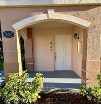 Building Photo - 1270 SE 28th Ct