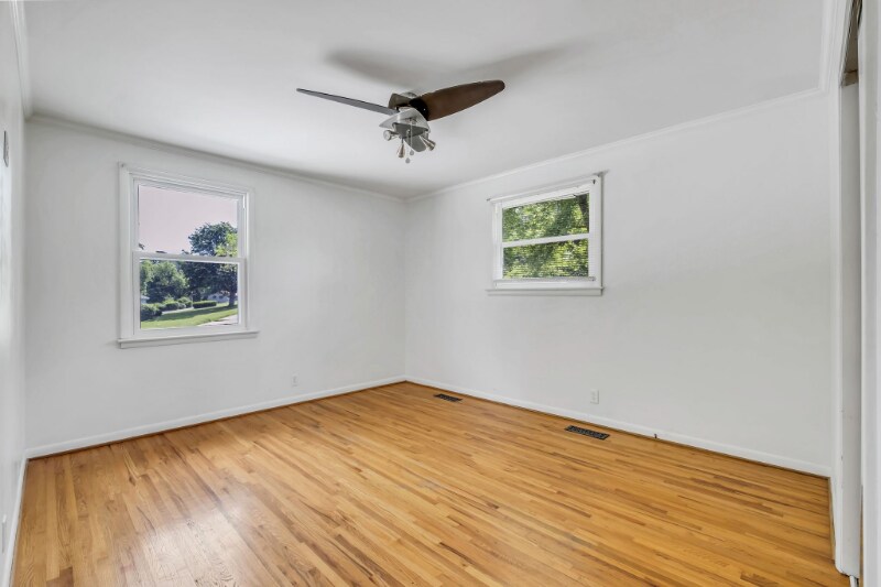 Building Photo - 1312 Cheshire Dr