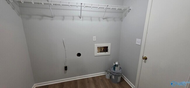 Building Photo - 3313 Teton Dr NW