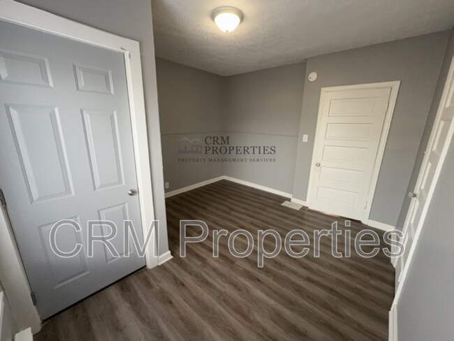 Building Photo - 510 E Morgan St