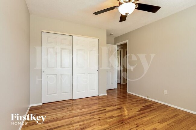 Building Photo - 13235 Delft Dr