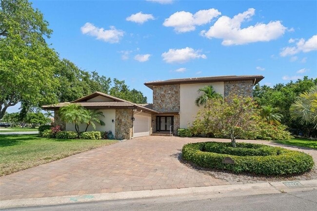 Building Photo - 10073 S Yacht Club Dr