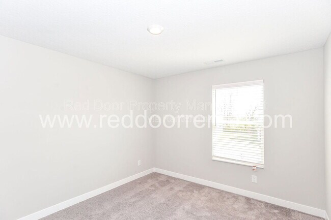 Building Photo - 7356 Parkstay Ln