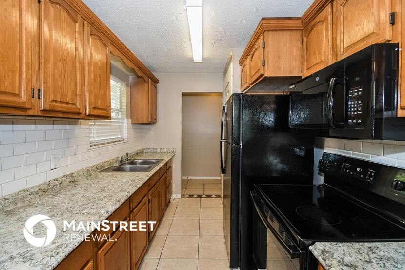 Building Photo - 7037 Red Robin Dr