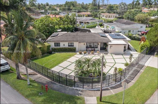 Building Photo - 830 SW 93rd Ave