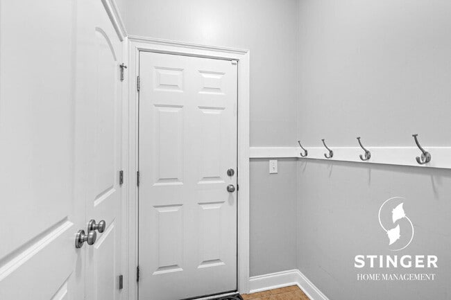 Building Photo - 515 Abner Ln
