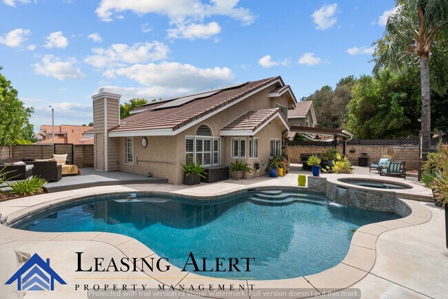 Building Photo - 27597 Artine Dr