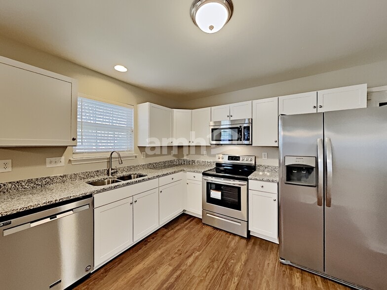 Building Photo - 12208 Shiro Ct