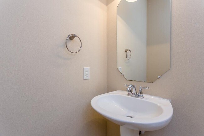 Building Photo - 11307 Elizabeth Brook Dr