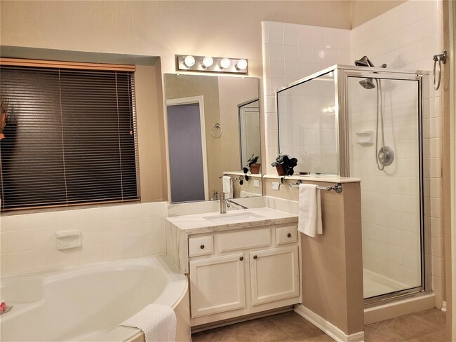 Building Photo - 21511 Westcliffe Falls Dr