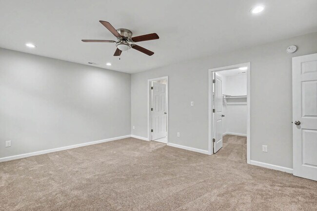 Building Photo - 6324 Grimes Ave
