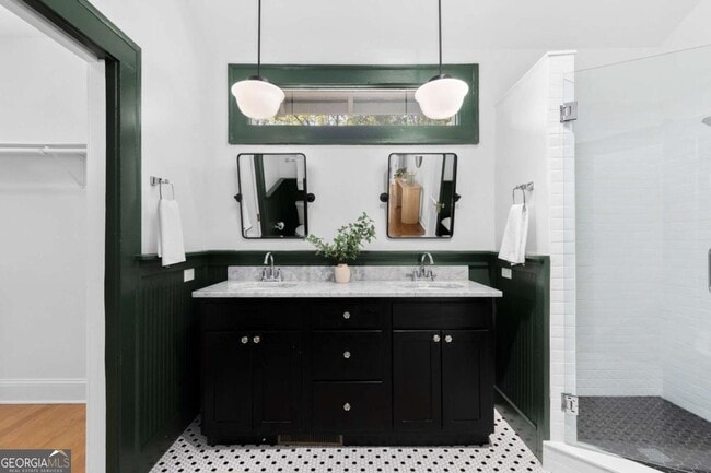 Building Photo - 987 Alloway Pl SE