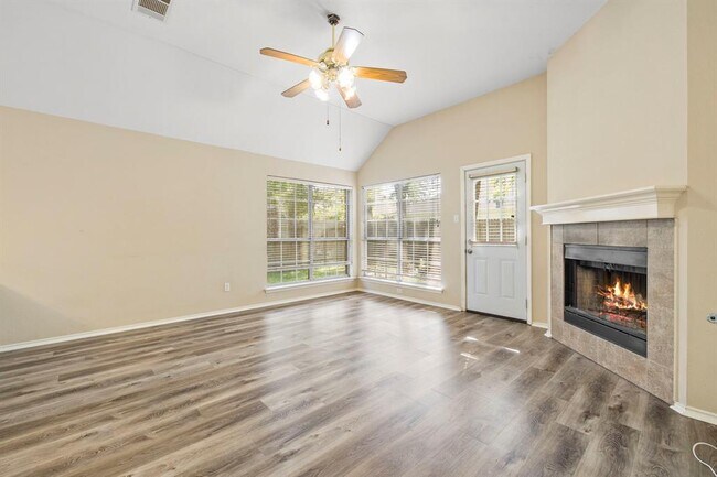 Building Photo - 3937 Kristencreek Ln