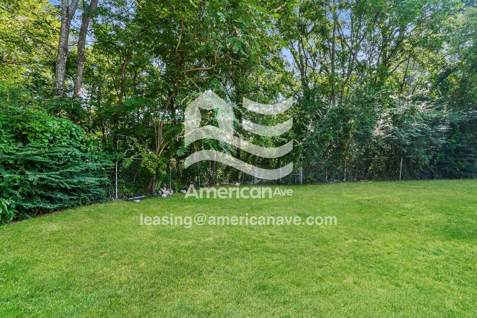 Building Photo - 907 47th Way S