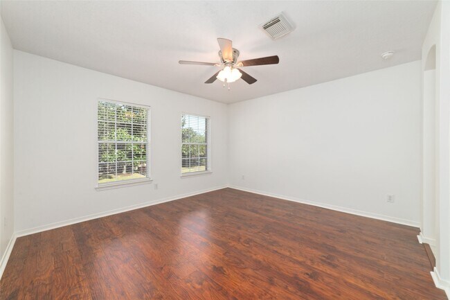 Building Photo - 2618 Bridgestone Park Ln