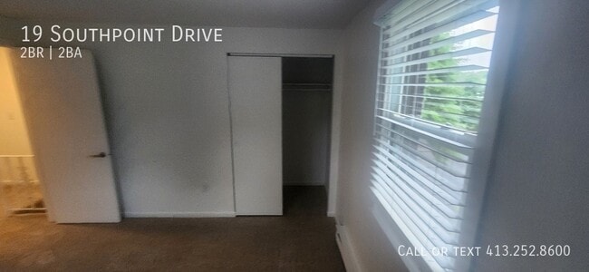 Building Photo - 19 Southpoint Dr