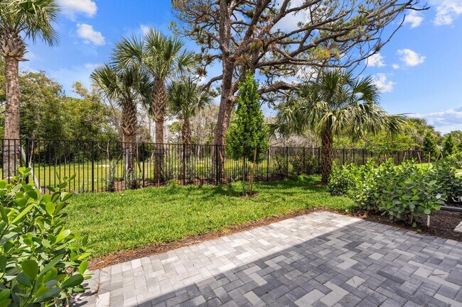 Building Photo - 4315 Efendi Dr