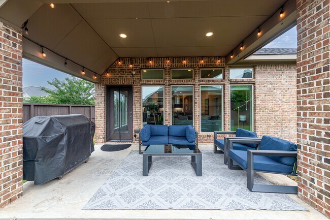 Building Photo - 29147 Crystal Rose Ln