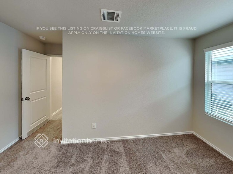 Building Photo - 602 Ambush Ridge