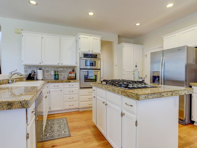 Building Photo - Traditional Hillshire Estates  home with 4-bedrooms and 3-baths and GREAT Mountain Views