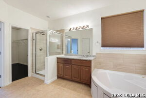 Building Photo - 3415 Highline Tr