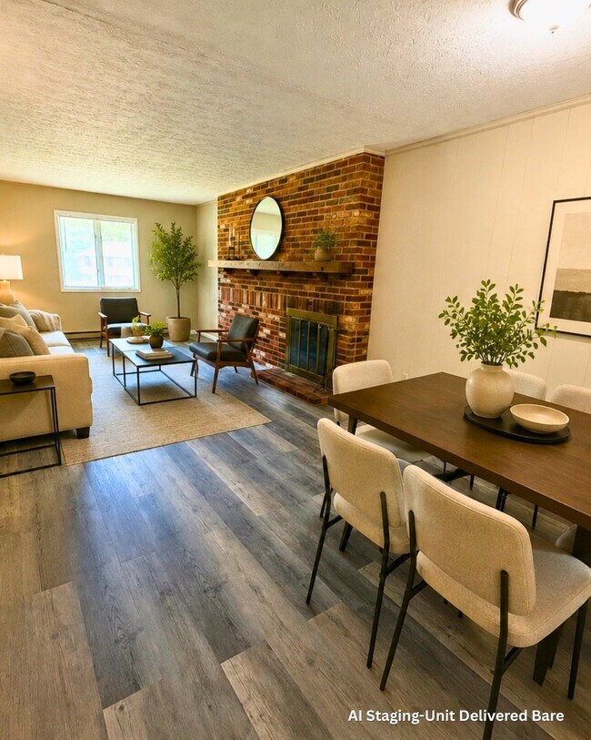 Building Photo - 2424-2452-2452 Echo Valley Dr