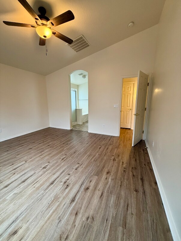 Building Photo - 7451 E Mountain Dr