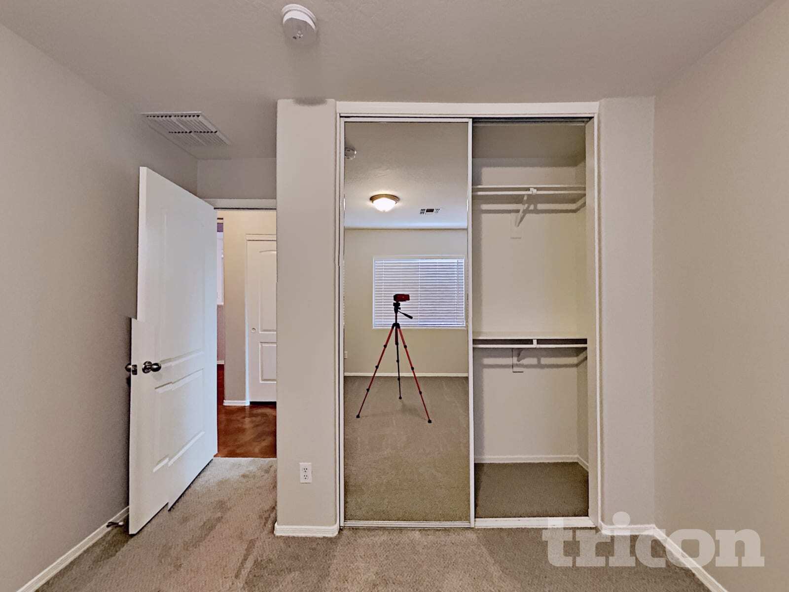 Building Photo - 43683 W Arizona Ave