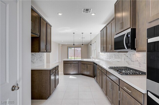 Building Photo - 12470 Madison Pk Pl