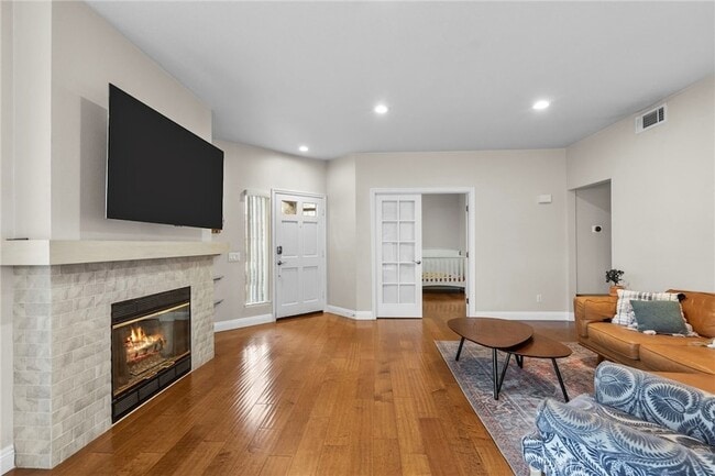 Building Photo - 24013 Arroyo Park Dr