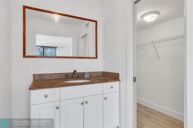 Building Photo - 3361 NW 85th Ave