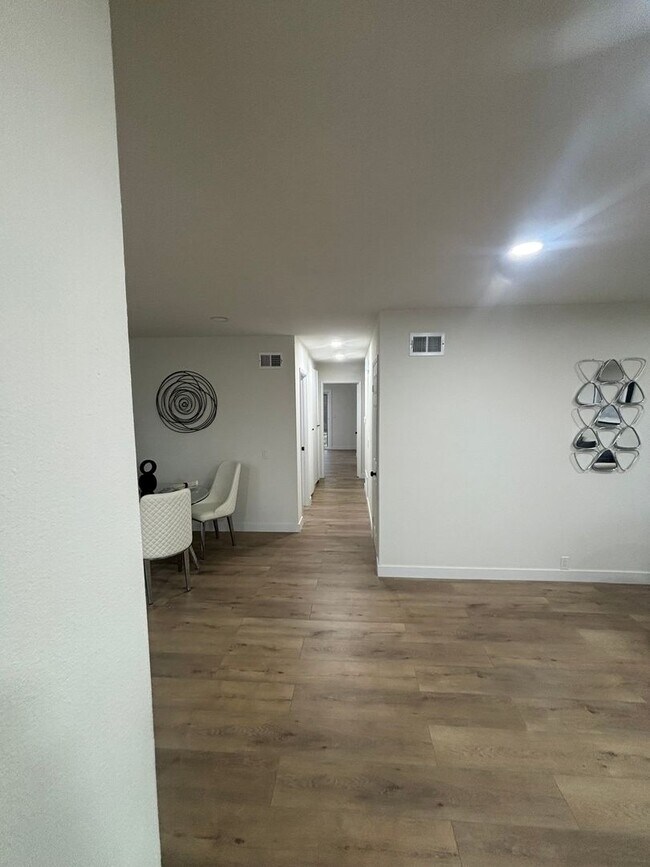 Building Photo - Remodeled 3 bedroom with PAID solar