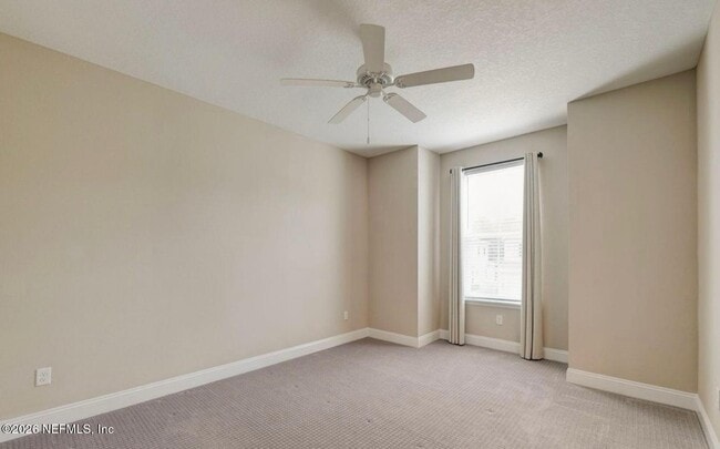 Building Photo - 614 Amalurra Trail