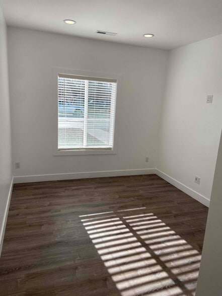 Building Photo - 525 Wooten Way