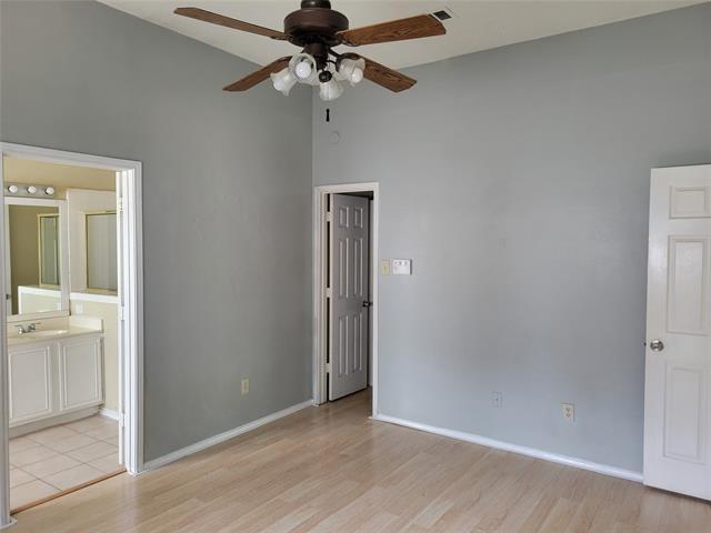 Building Photo - 1358 Meadow Creek Dr