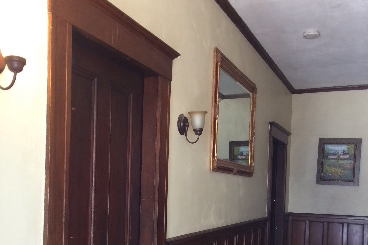 Foyer entrance - 251 School St