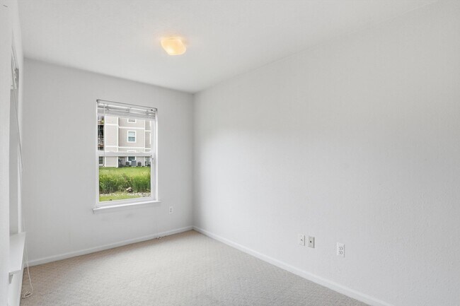Building Photo - 1335 Millbrook Trail