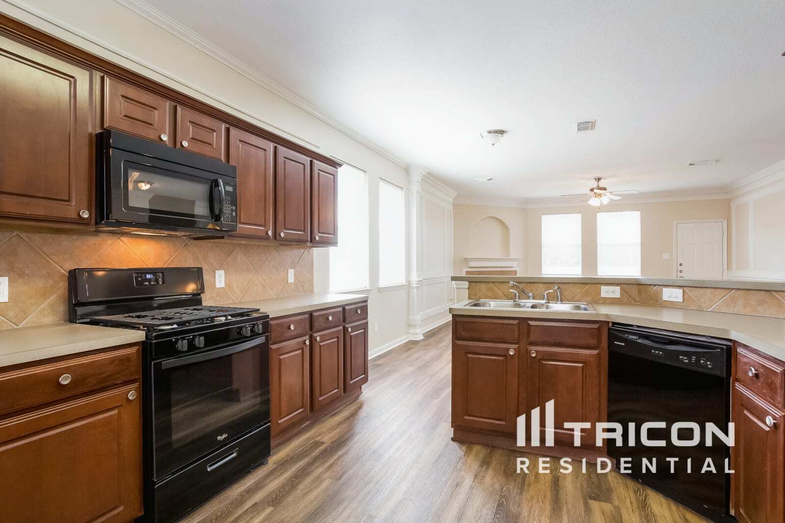 Building Photo - 32331 Hunter Park Ct