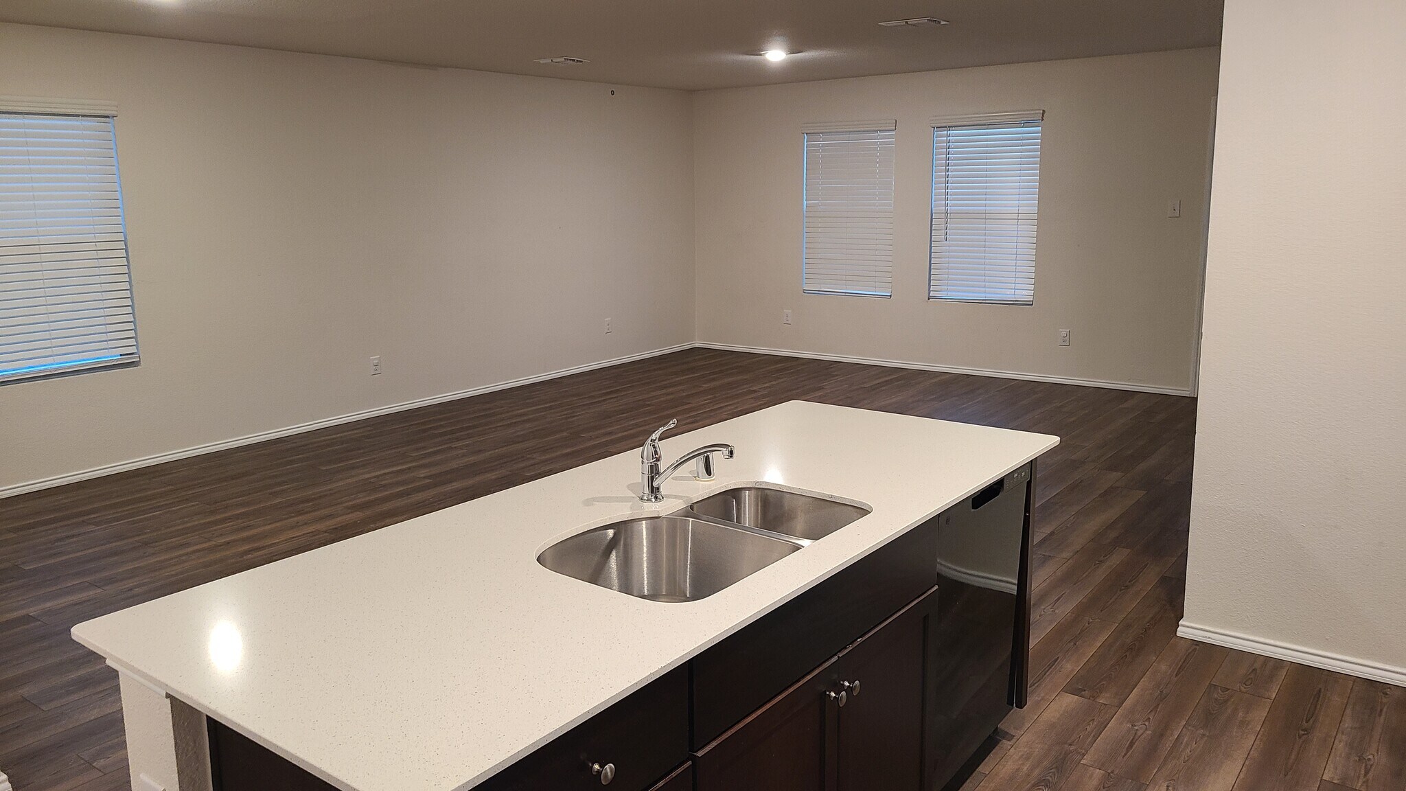 Building Photo - 14301 Saddlebred Way