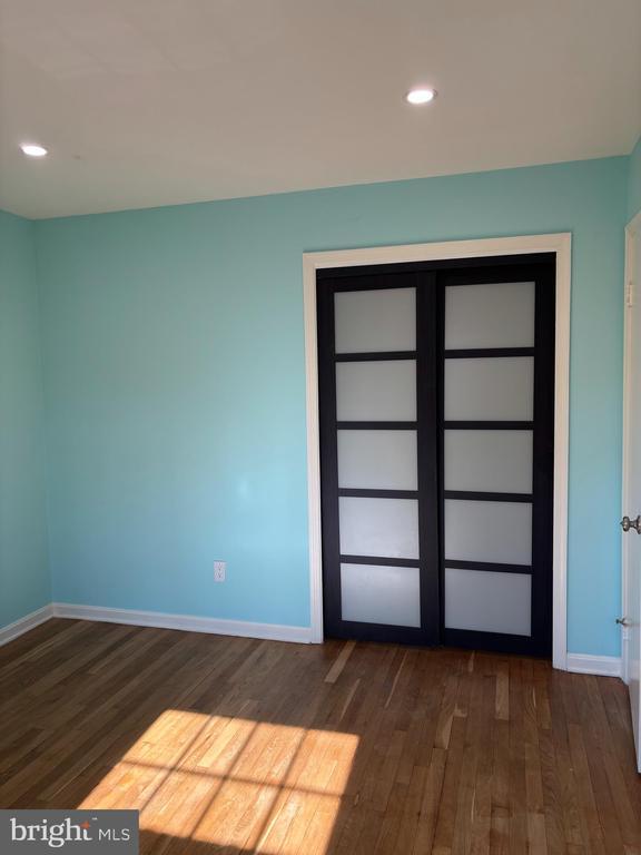 Building Photo - 1249 Derbyshire Rd