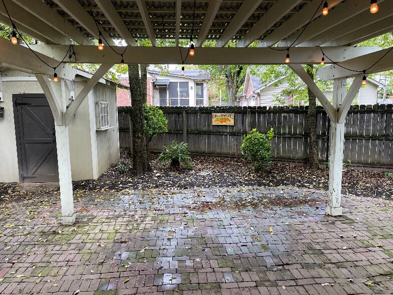 Building Photo - 4105 Rockdale Ave